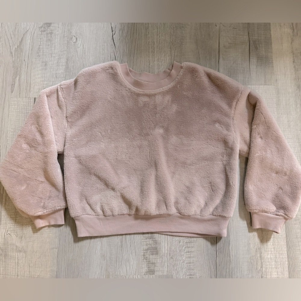 Sweatshirt/ Sweater